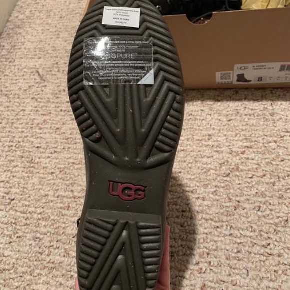 UGG Boots - Picture 3 of 5